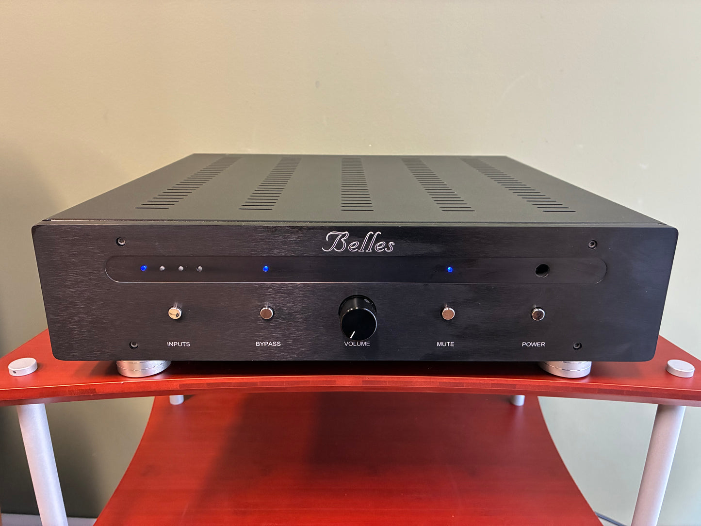 Belles Dual Mono Integrated Demo