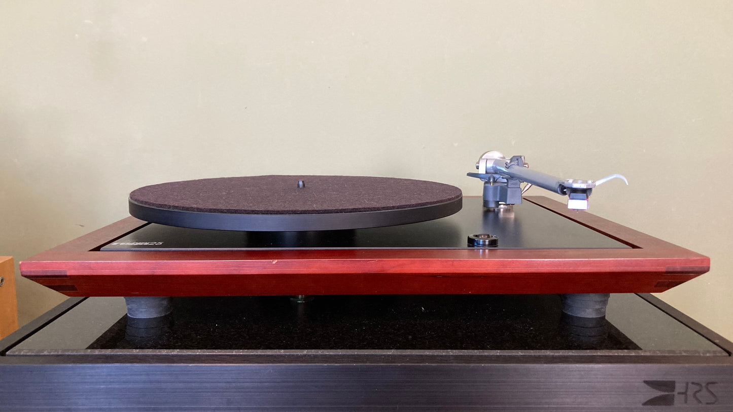 Rega Planar 25 Pre-Owned