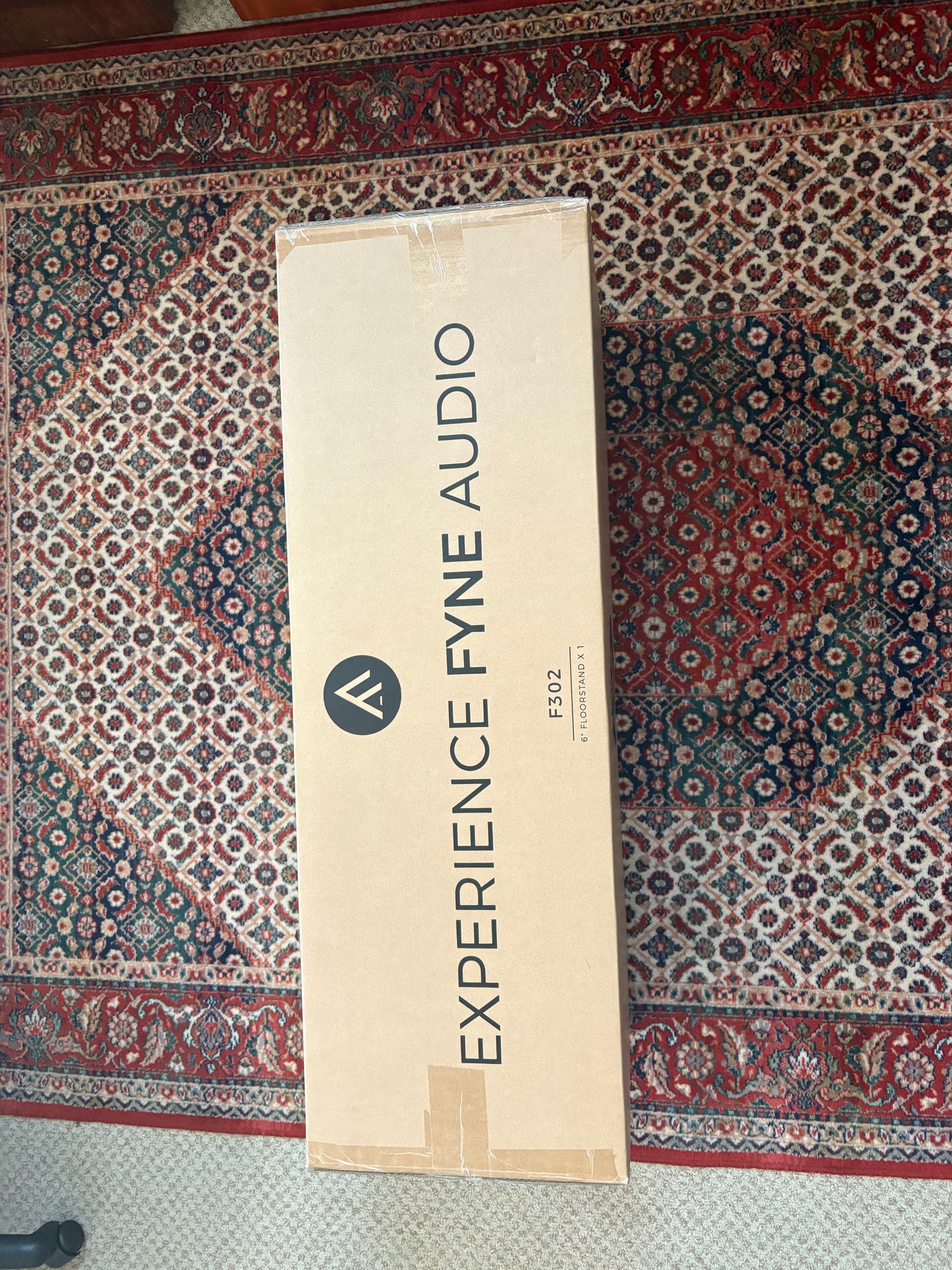 Fyne Audio F302 Walnut - New in box (PAIR)