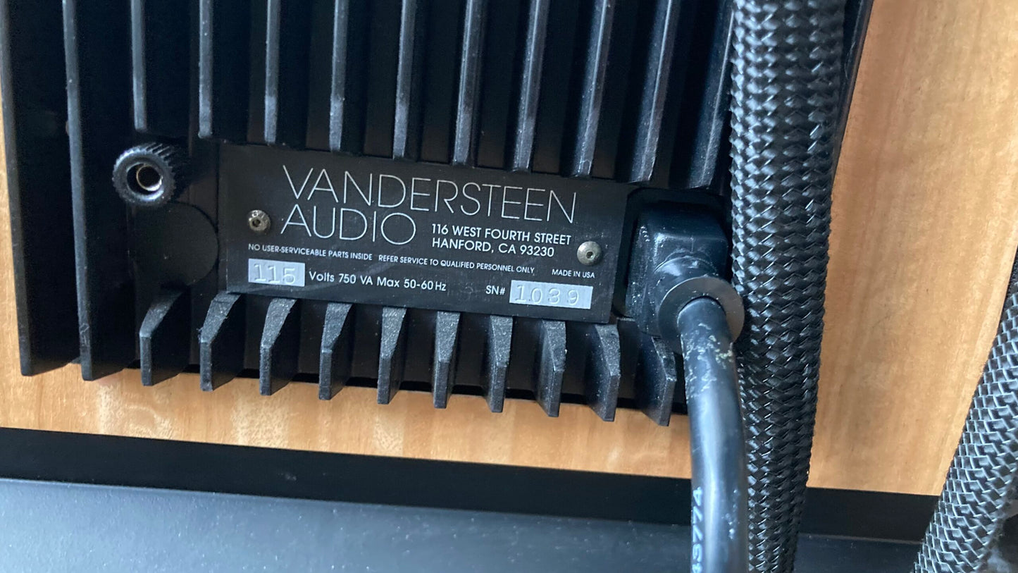 Vandersteen Kento PRE-OWNED SOLD!