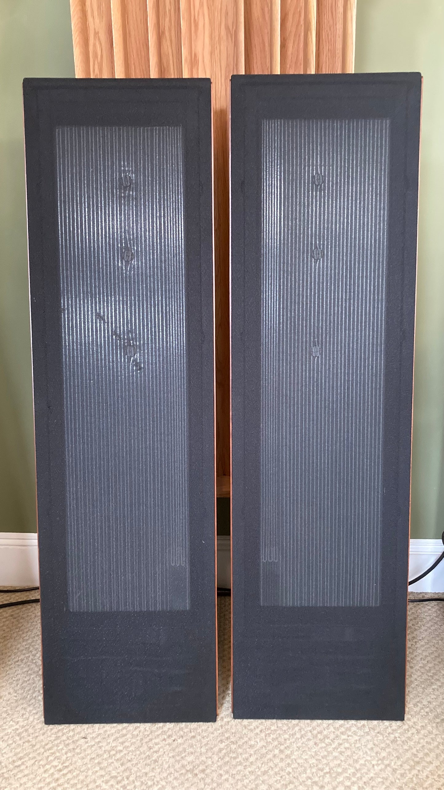 Magnepan .7 Pre-Owned SOLD
