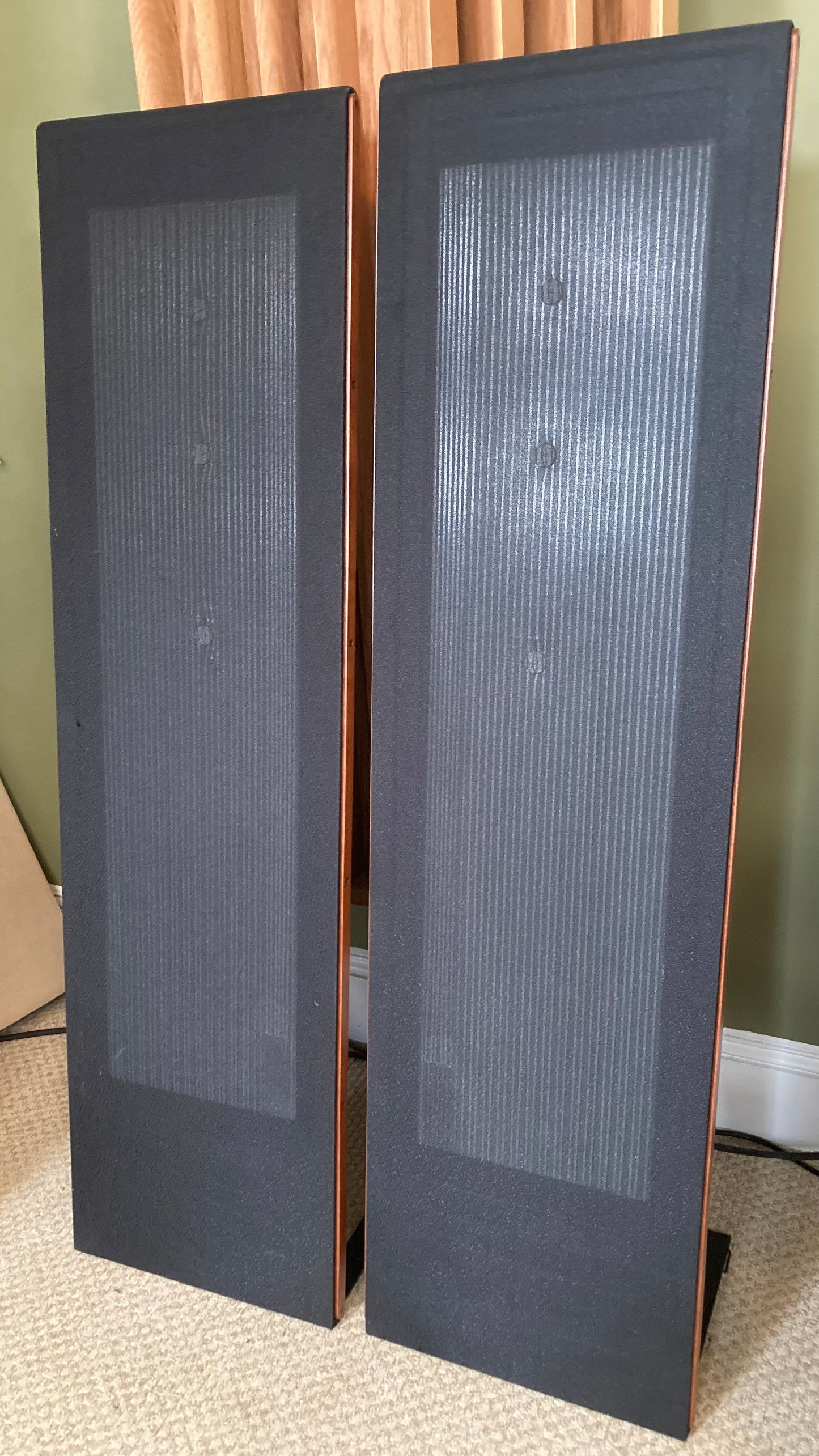 Magnepan .7 Pre-Owned SOLD