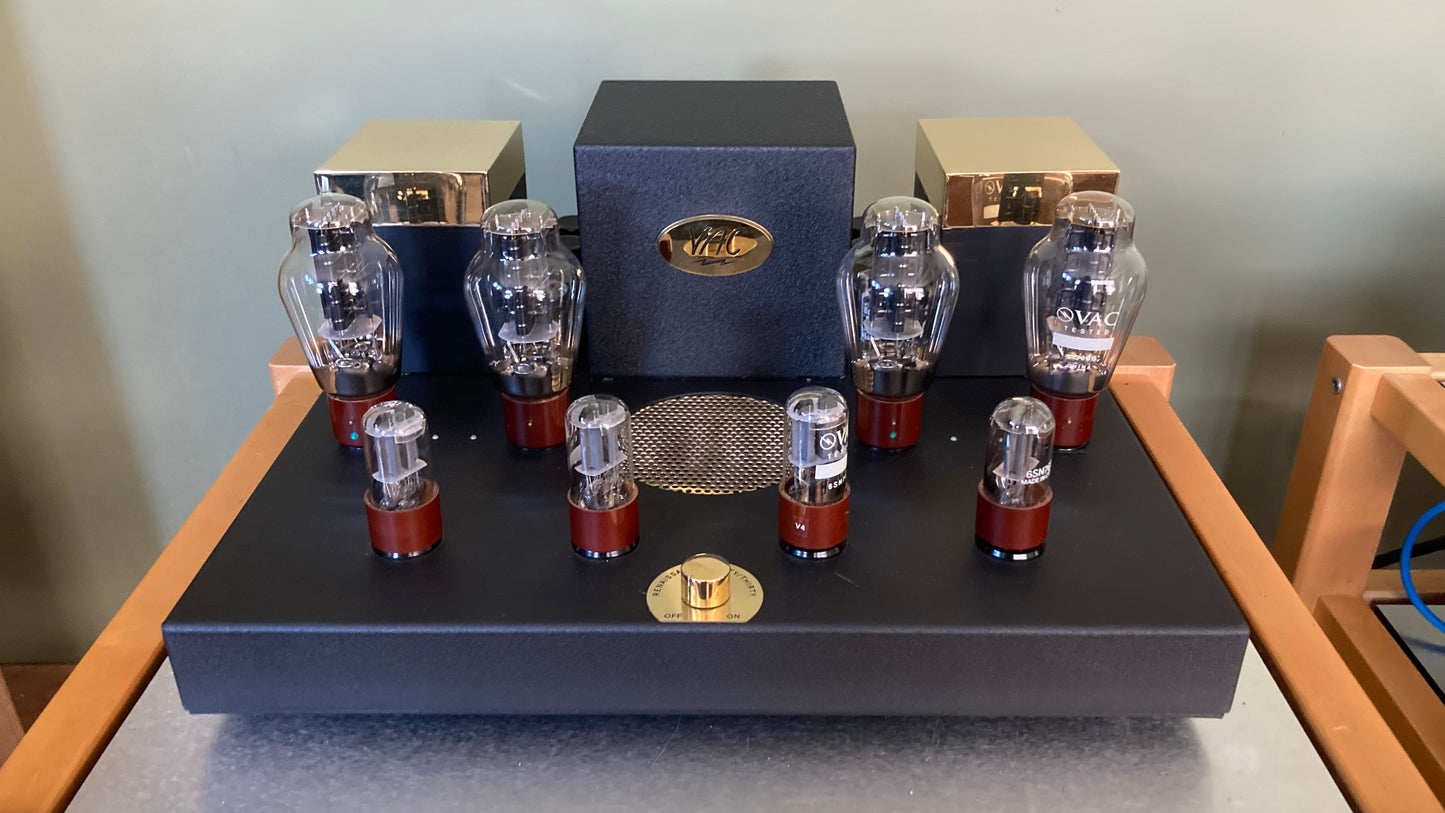 VAC Renaissance Thirty/Thirty Pre-Owned SOLD
