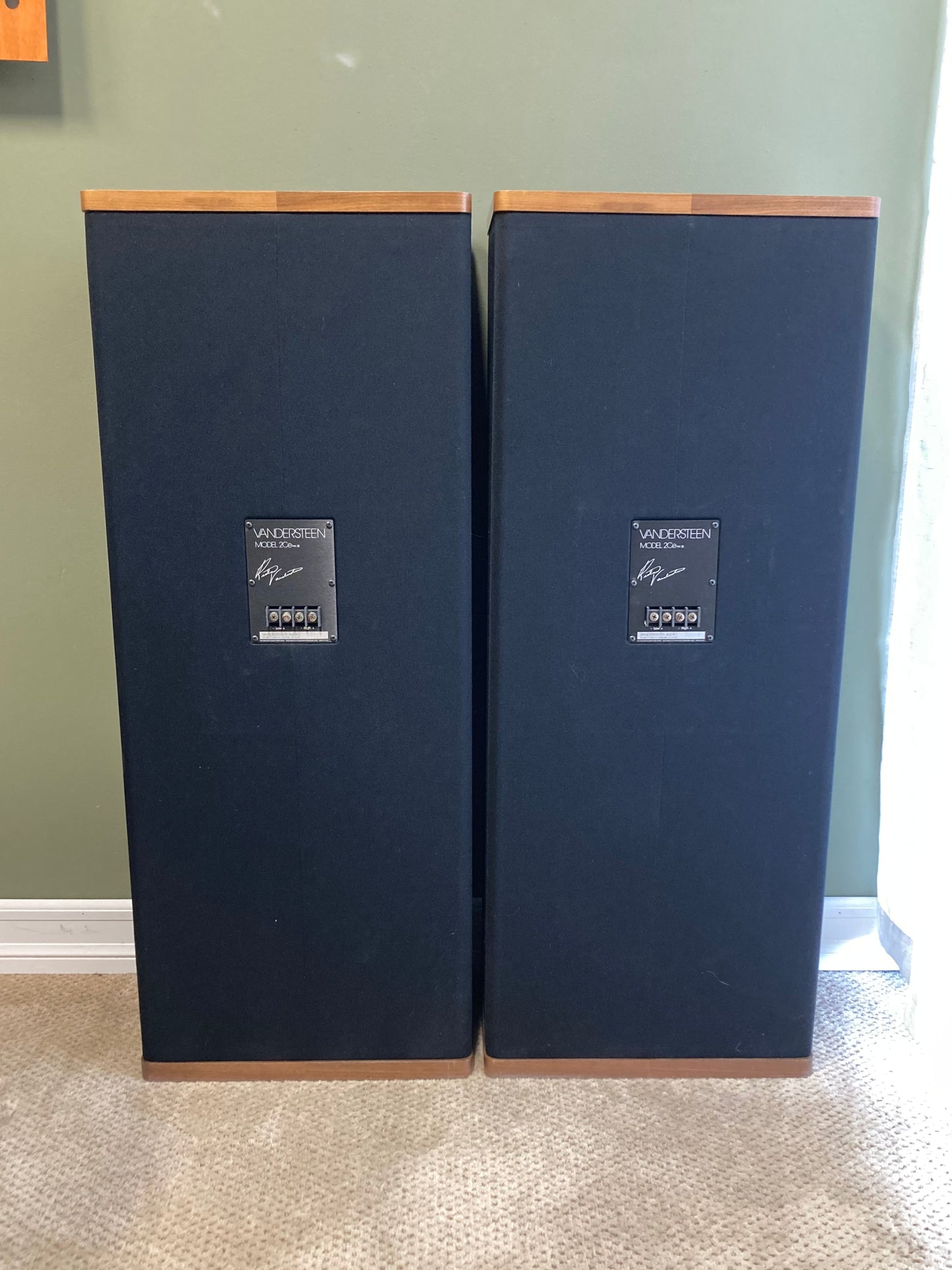 2Ce Signature III Pre-Owned