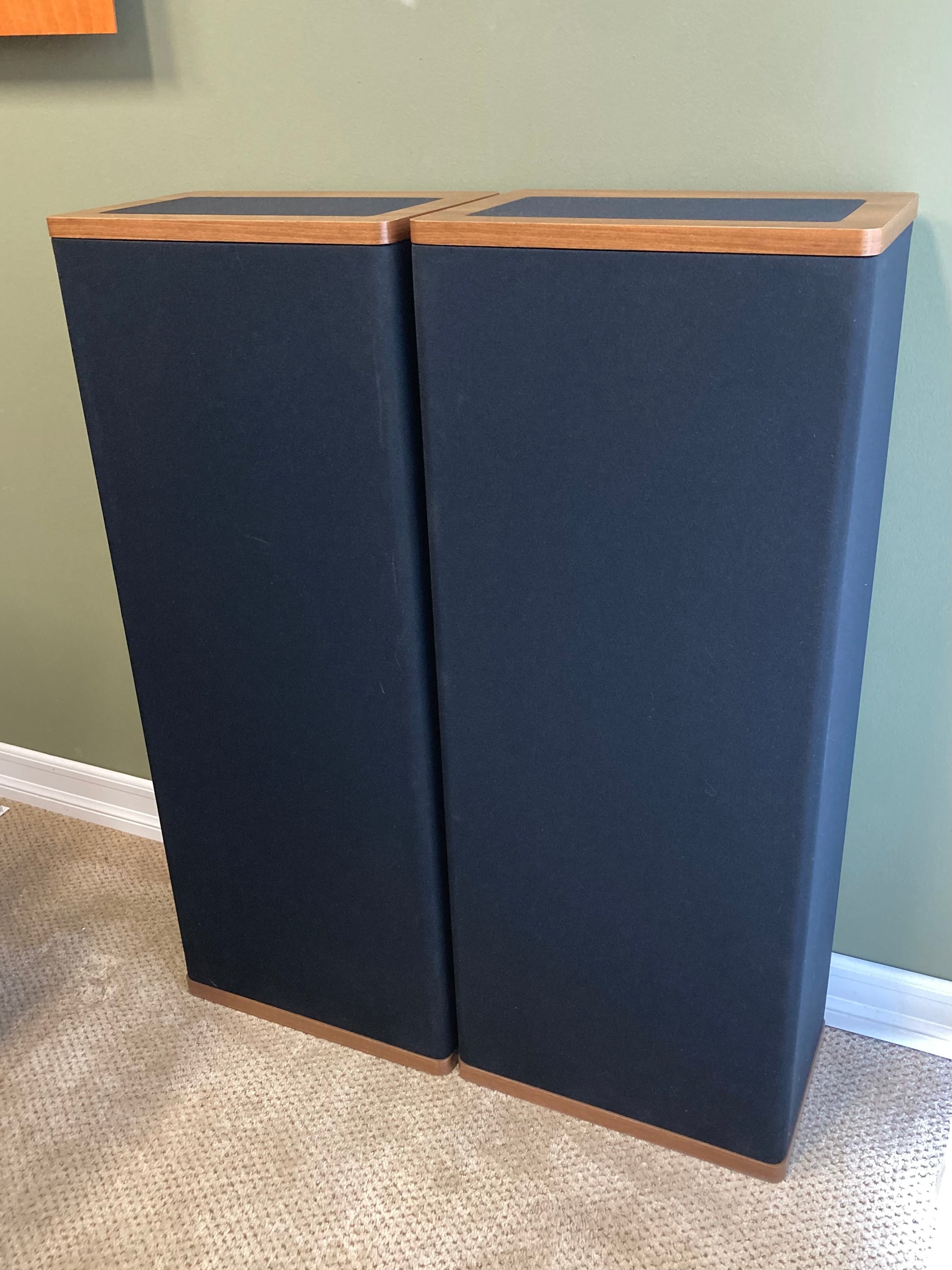 2Ce Signature III Pre-Owned