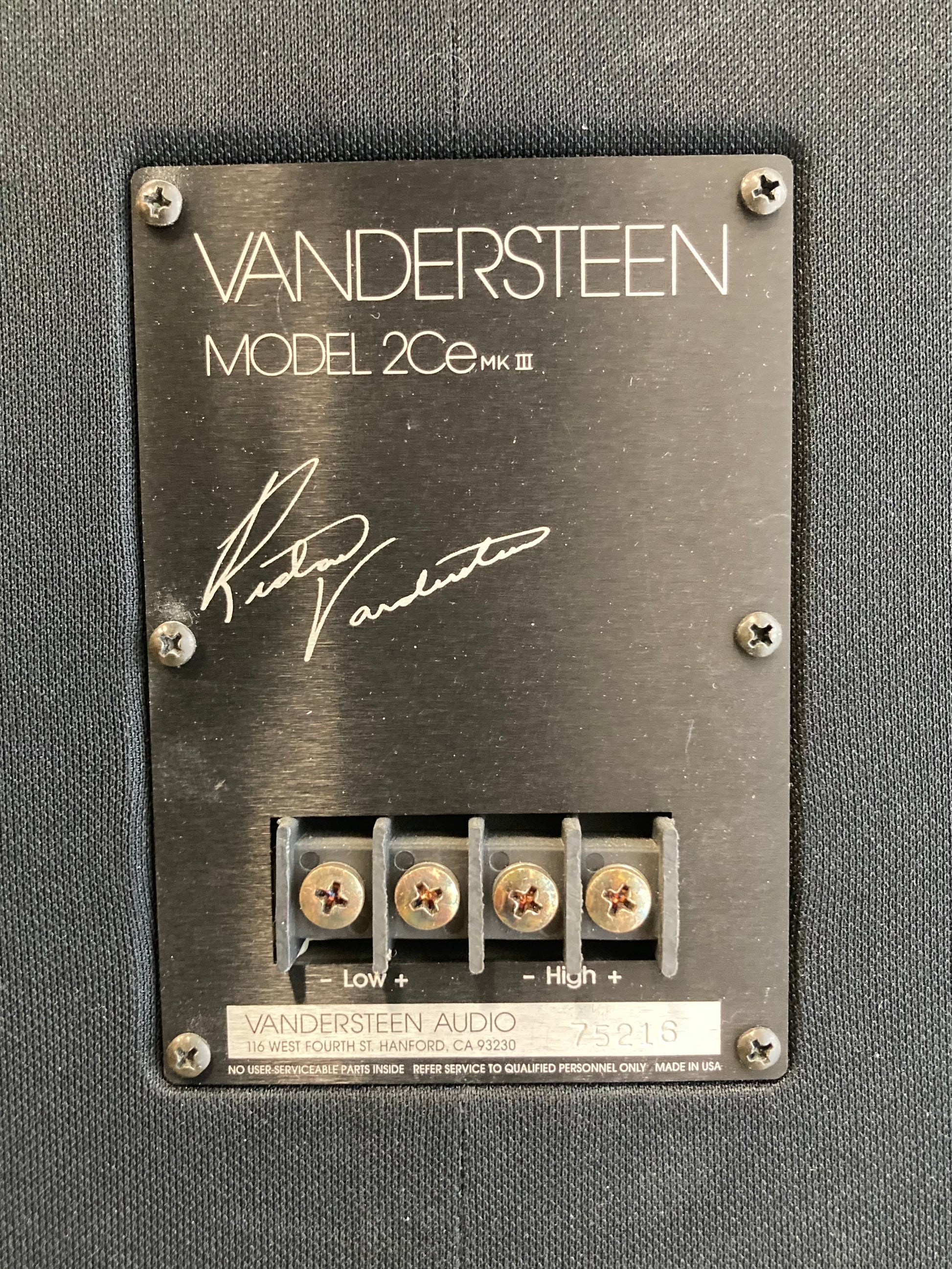 2Ce Signature III Pre-Owned