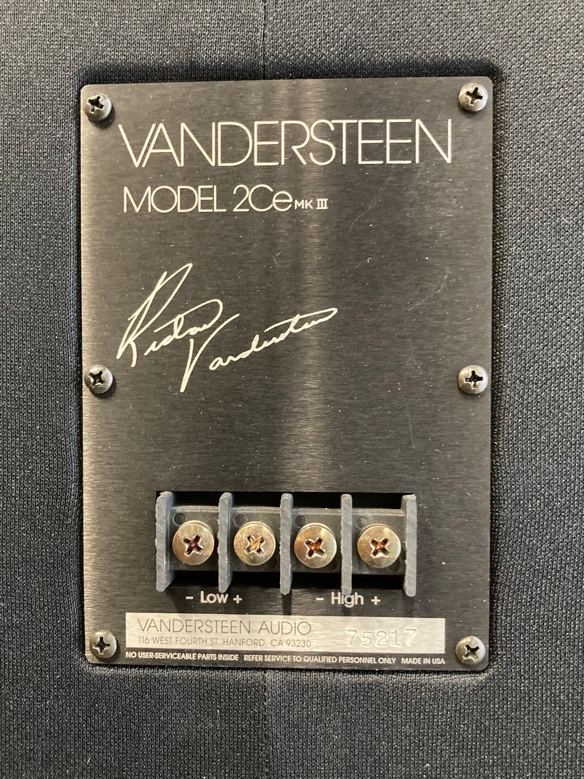 2Ce Signature III Pre-Owned